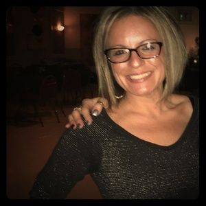 Meet your Posher, Courtney